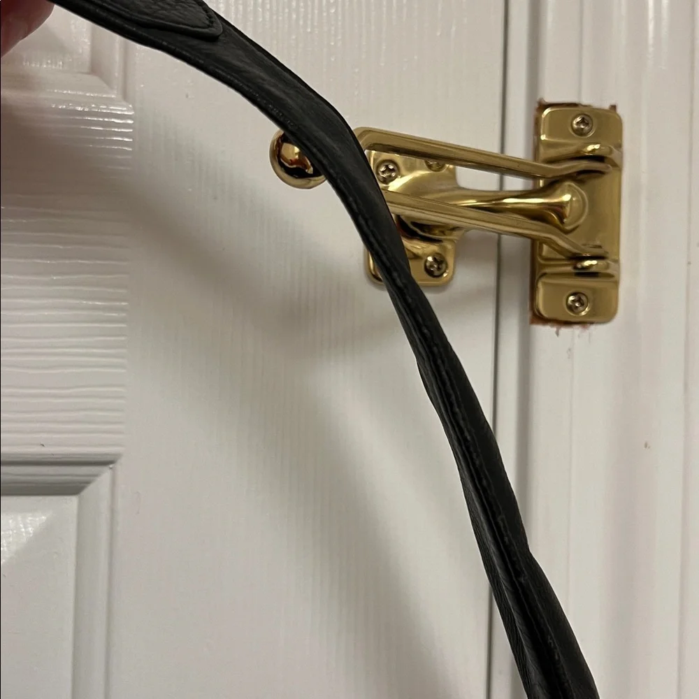 Coach Black Shoulder Bag - Picture 12 of 16